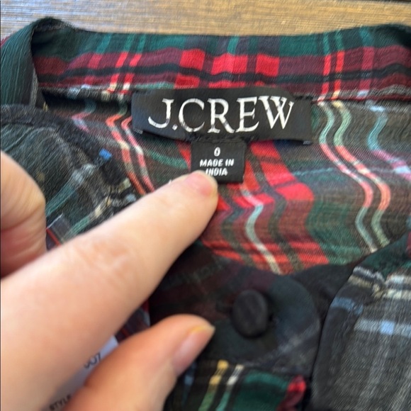 J. Crew Ruffle-front top in tartan crinkle cupro Size 0 - Picture 4 of 9